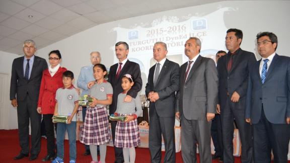 Sayın Valimiz Erdoğan BEKTAŞ´ın katılıyla DYNED ve Kodla Manisa Projeleri kapsamında bilgisayar dağıtım töreni yapıldı 