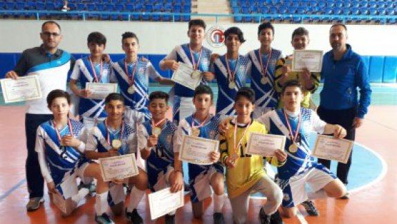 Hasan Ferdi Turgutlu Ortaokulu Futsal Türkiye Yarı Finalinde ! ! ! 