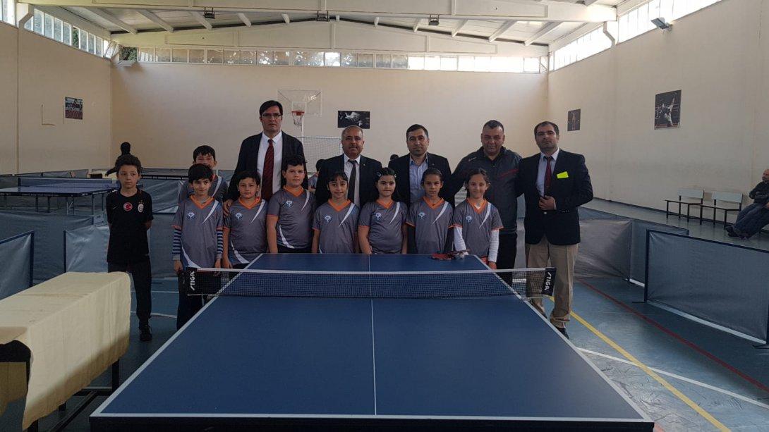22 Nisan 2019 Pazartesi günü İnci Üzmez Mesleki ve Teknik Anadolu Lisesinde ilçemizdeki ilkokul ve ortaokul öğrencileri arasında 23 Nisan Ulusal Egemenlik ve Çocuk Bayramı masa tenisi turnuvası yapılmıştır.