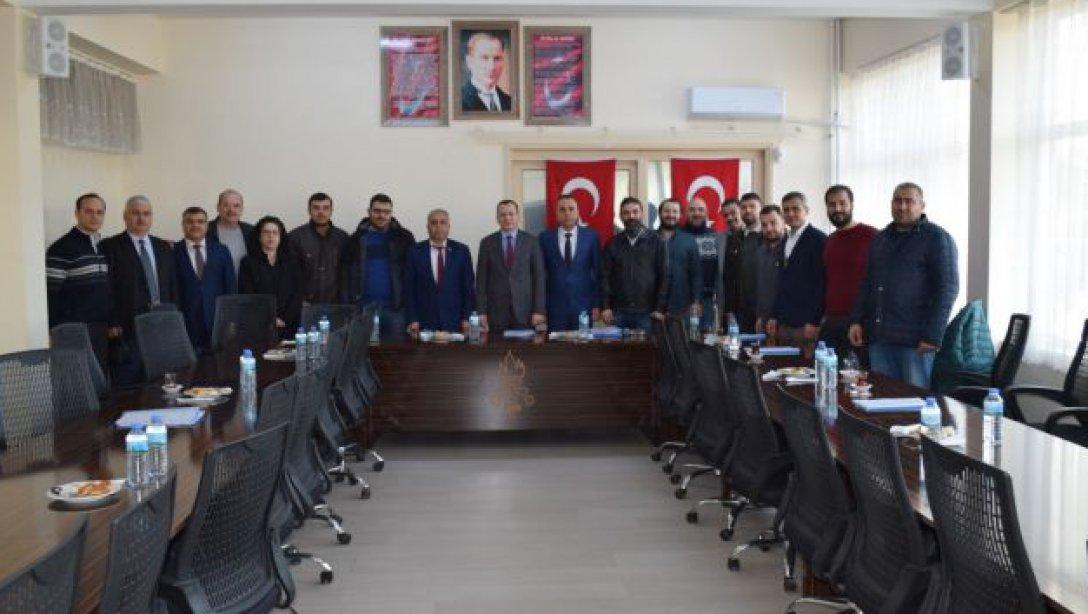 Hasan Ferdi Turgutlu Mesleki ve Teknik Anadolu Lisesi ile Turgutlu'da faaliyet gösteren firmalar arasında Mesleki eğitim işbirliği protokolü imzalandı. 