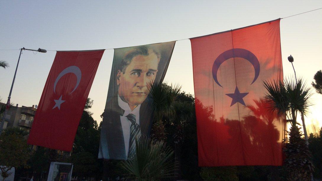 İlçemizde Büyük Önder Mustafa Kemal ATATÜRK düzenlenen Programla Anıldı