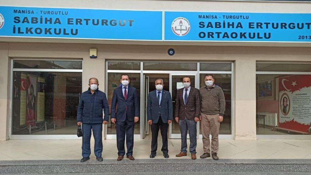 Kaymakamımız Sayın Ali YILMAZ ve İlçe Milli Eğitim Müdürümüz Mehmet ÖLMEZ Turgutlu Derbent mahallesindeki Sabiha Erturgut İlköğretim Kurumlarını ziyaret ettiler. 