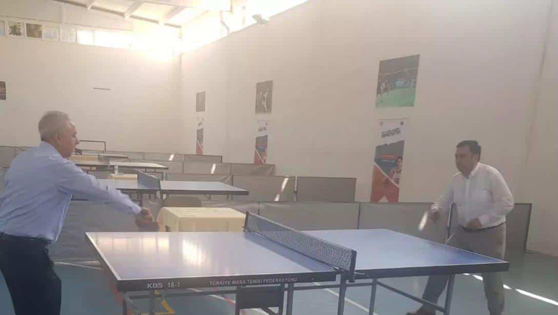 19 Mayıs Atatürk'ü anma ve Gençlik ve Spor Bayramı kapsamında geleneksel hale gelen Samet SUNGUR masa tenisi Turnuvası İnci Üzmez M.T.A.L yapıldı